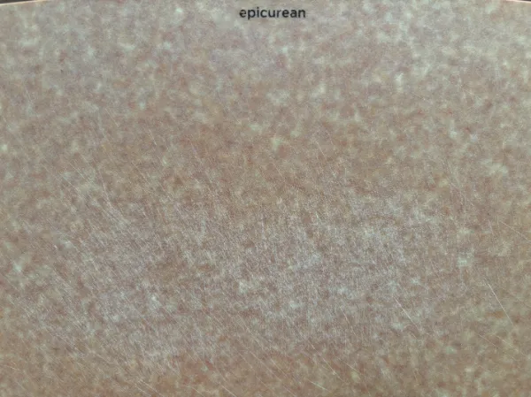 傷が目立ちやすい写真