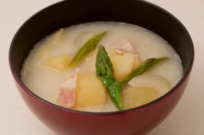 シャトルシェフで作った味噌汁