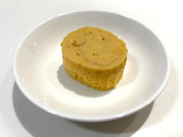 エッグパンで作っただし巻き卵(卵をこしたバージョン)