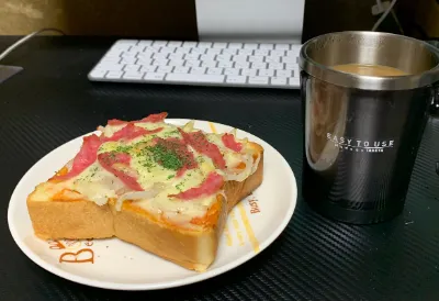 パナソニック オーブントースター ビストロ(NT-D700)で作った写真をXから引用